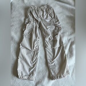 Tan/Cream Aritzia TNA Cargo Pants